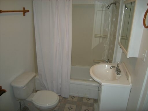 Building Photo - 4303 Decoursey Ave