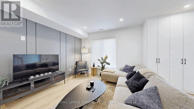Photo du bâtiment - 144 Dovercourt Rd