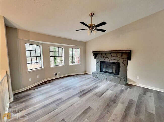 Foto del edificio - 4318 Centennial Trail NW
