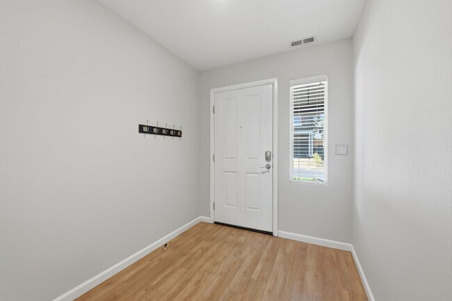 Foto del edificio - Lake Stevens Gem