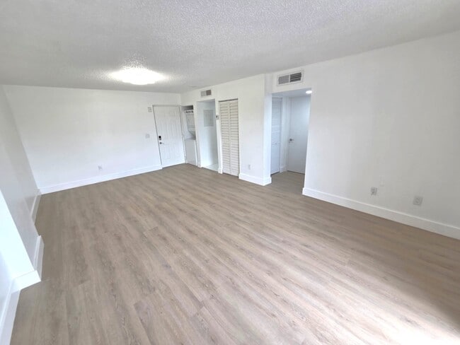 Building Photo - 8240 SW 210th St