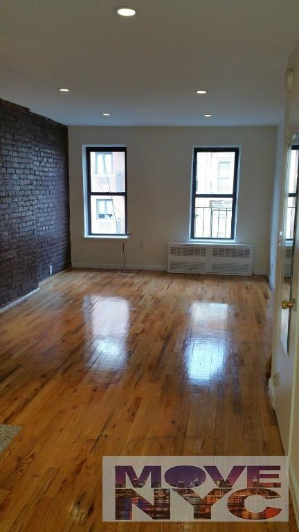 Building Photo - 86 E 3rd St