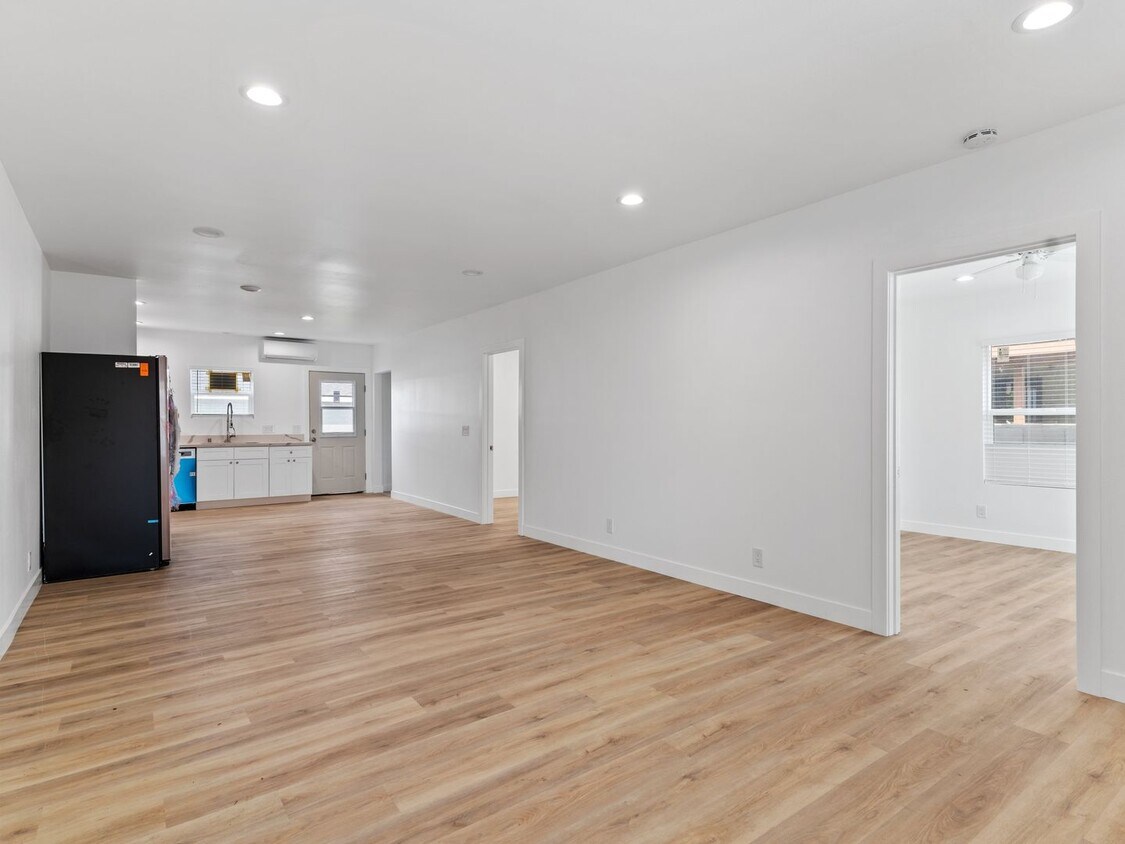 2049 Cerritos Apartment for Rent in Long Beach, CA