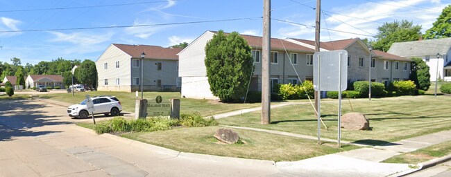 Foto del edificio - 100 E Cook Rd