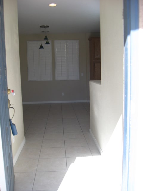 Building Photo - Beautiful, Spacious Four Bedroom + Loft Ho...