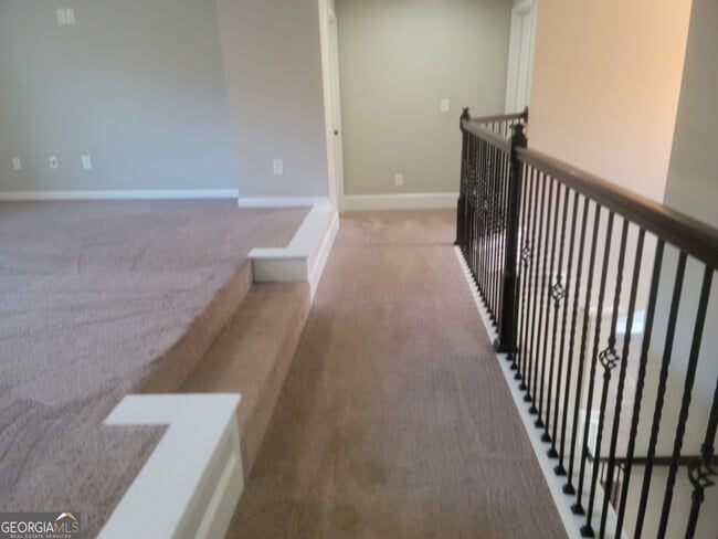 Building Photo - 4024 Two Bridge Ct