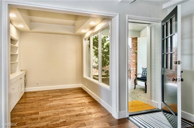 Foto del edificio - 4 br, 3 bath House - 2742 Bayshore Dr