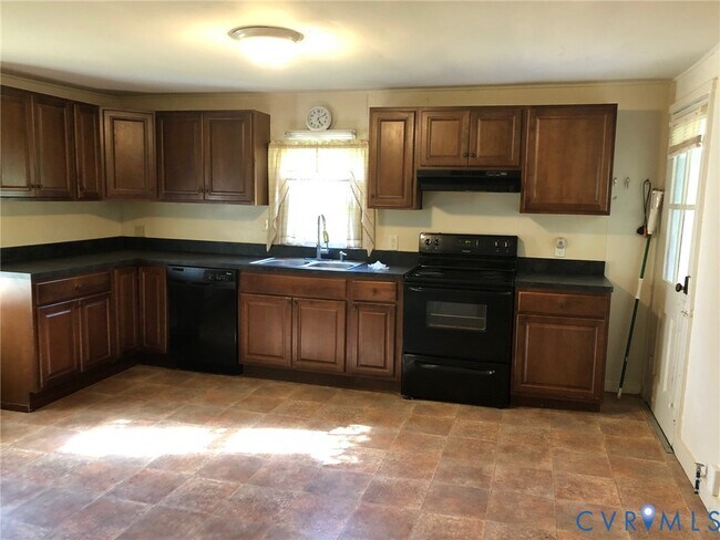 Foto del edificio - 2900 Mt Hermon Rd