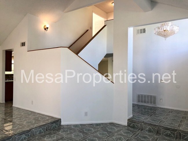 Building Photo - 3068 Prado Ln