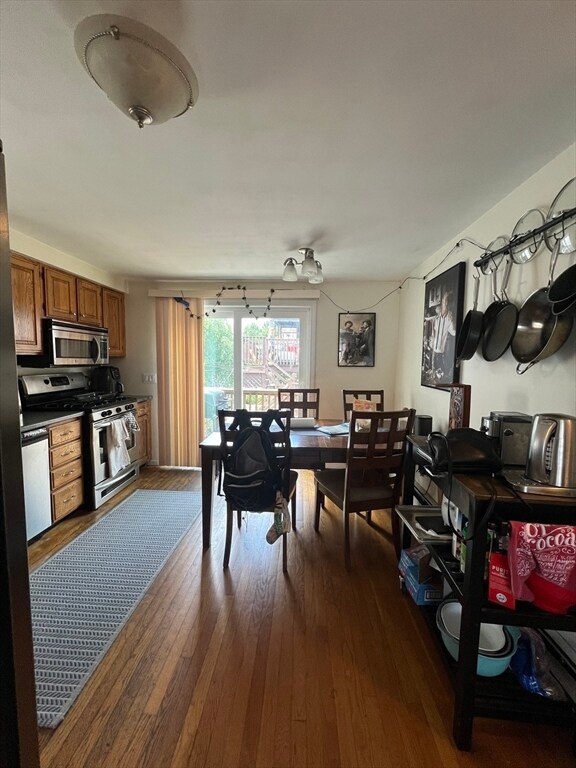 Foto del edificio - 115 L St