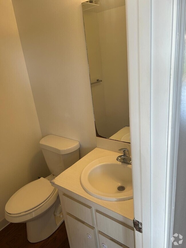 Building Photo - 8830-8830 Royal Palm Blvd