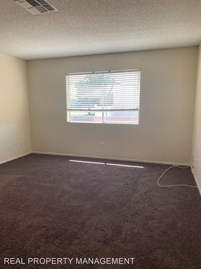 Building Photo - 229 Clifton Heights Dr