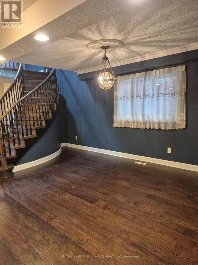 Building Photo - 4554 Willow Creek Dr