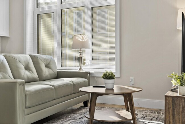 Foto del edificio - 394 McGrath Hwy