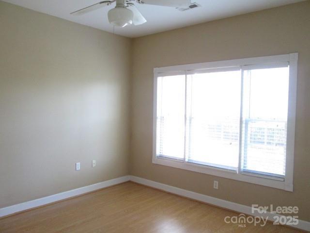 Foto del edificio - 9068 Meadow Vista Rd