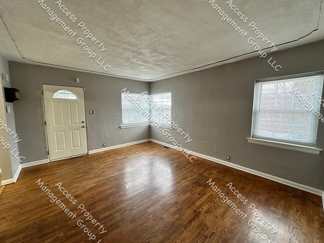 Foto del edificio - 4040 Costa Ave NE