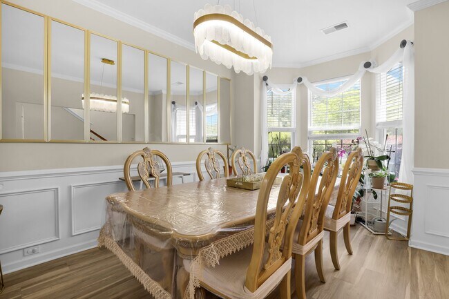Foto del edificio - 533 Wheatfield Ct
