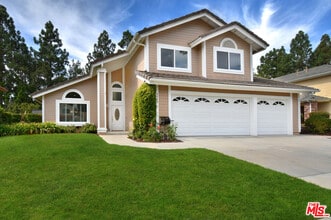 Building Photo - 2649 Rikkard Dr