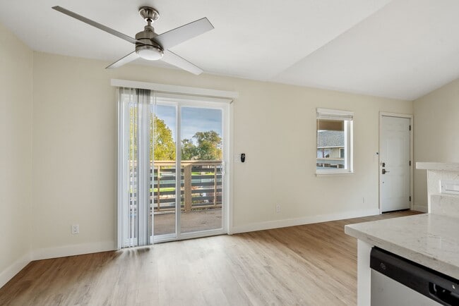 Building Photo - Gardenside Apartments