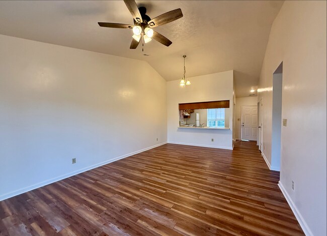 Foto del edificio - 320 Woodberry Dr