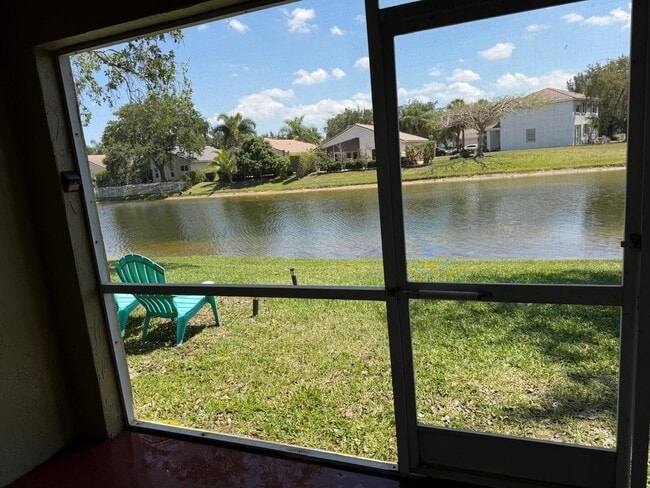 Foto del edificio - 12032 SW 5th Ct