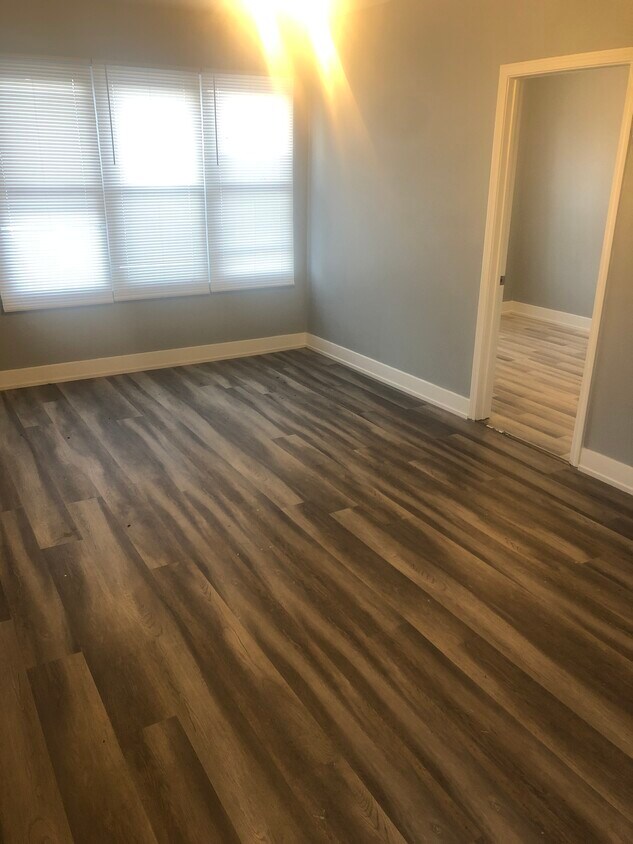 Living Room - 8329 S Buffalo Ave