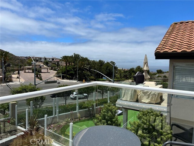 Foto del edificio - 75 Palm Beach Ct