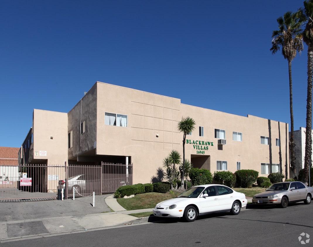 Primary Photo - Blackhawk Villas