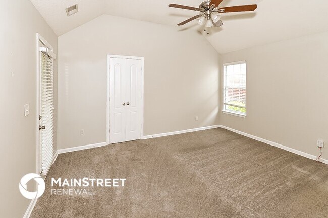 Foto del edificio - 2257 Purple Leaf Ln