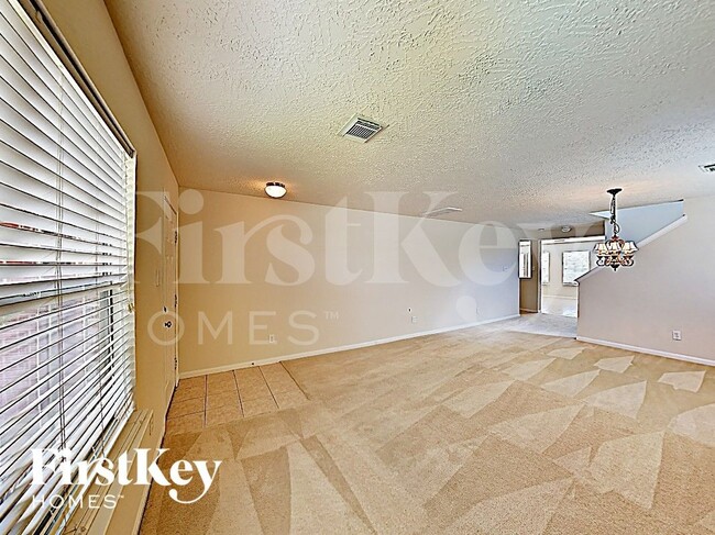 Building Photo - 29206 Legends Beam Dr