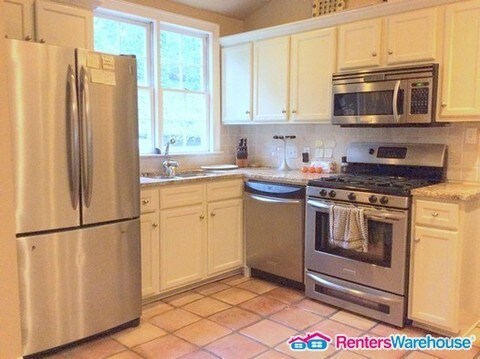 Foto del edificio - 716 Channing Dr NW