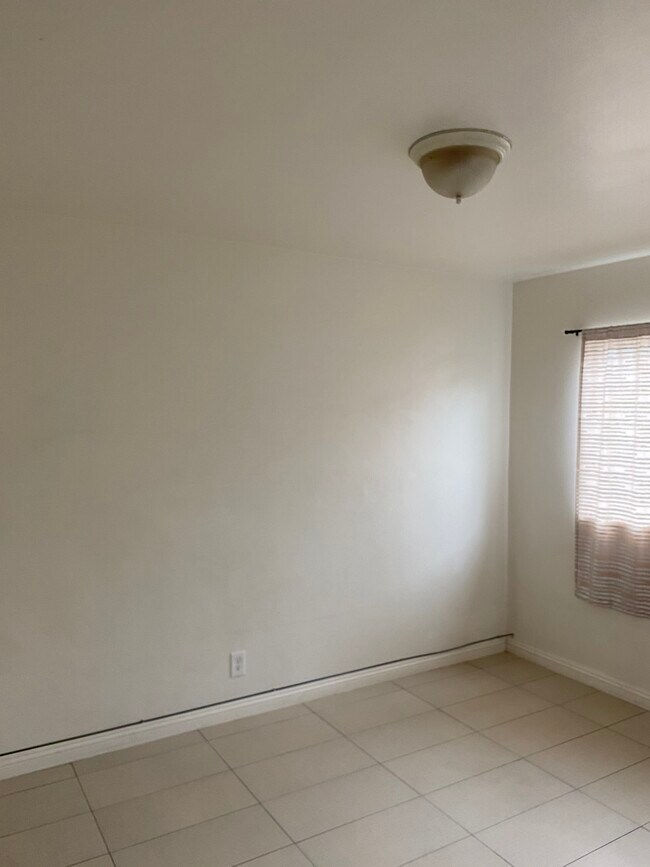 Building Photo - 11325 Schmidt Rd