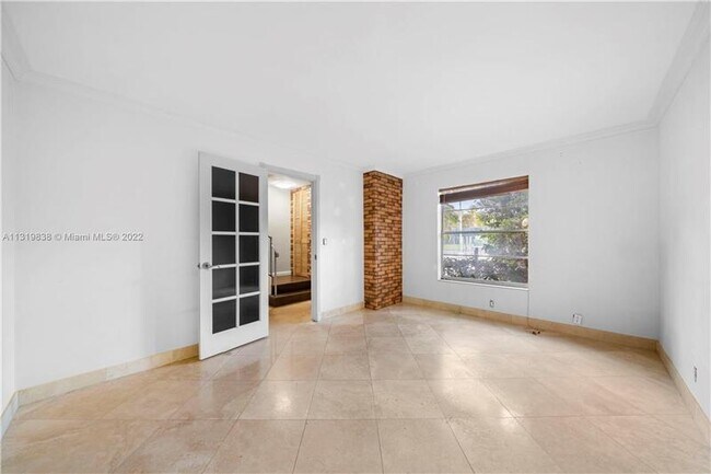Foto del edificio - 1951 Atlantic Shores Blvd