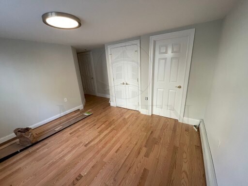 Building Photo - Davis Square area, 5 bedroom, 5.5 bathroom...