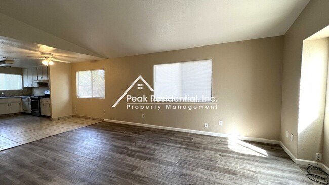 Building Photo - Updated 3bd/2ba North Sacramento Home with...