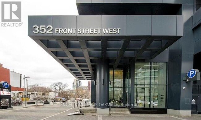 Photo du bâtiment - 352-352 Front St W