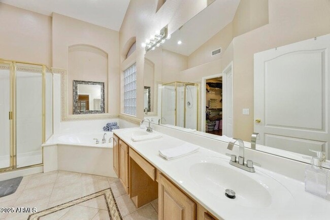 Building Photo - 7262 W Firebird Dr
