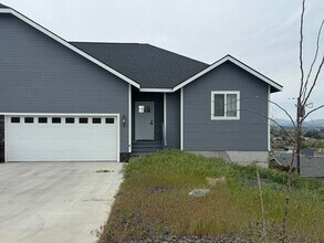 Building Photo - 505 N 80th Ave
