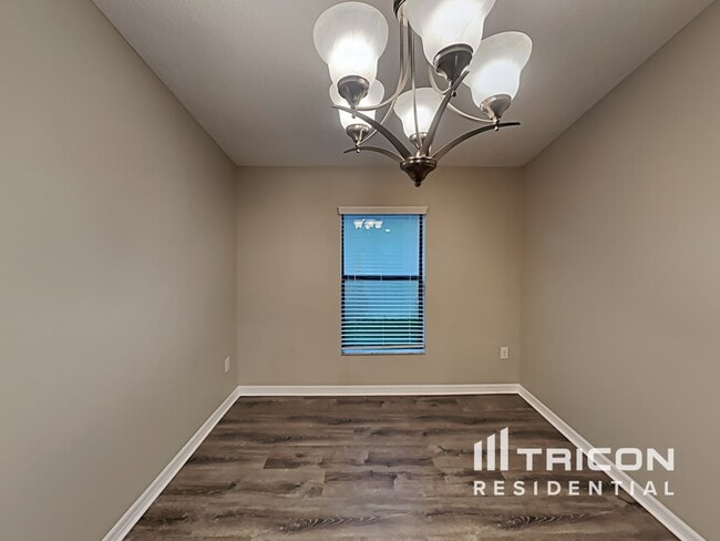 Building Photo - 10113 Count Fleet Dr