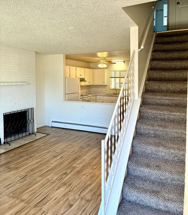 Building Photo - 1708 E 16th St