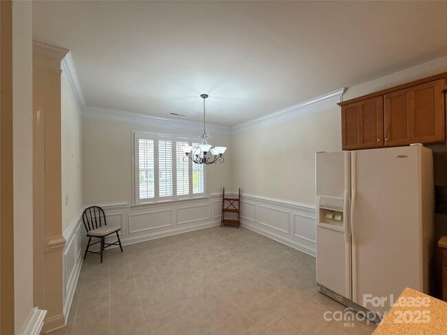Building Photo - 7032 Ladys Secret Dr
