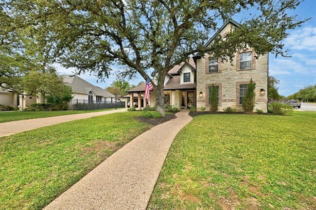 Foto del edificio - 104 Hazeltine Dr