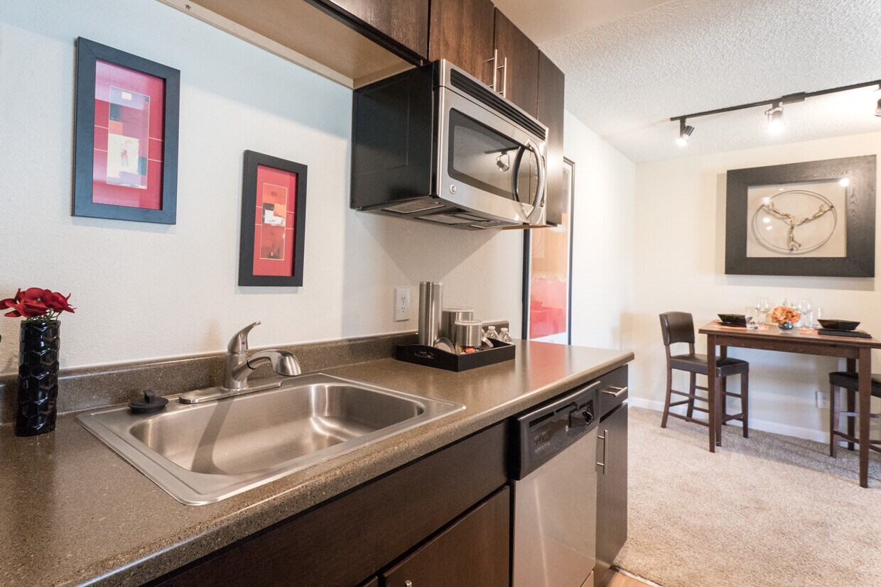Summit Riverside Apartments 4957 S Prince Ct Littleton, CO
