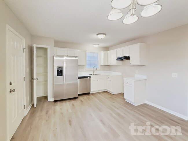 Building Photo - 149 Cambridge Elm Dr