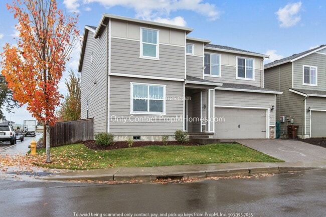 Building Photo - Luxury Home in Molalla with Nearby Shoppin...