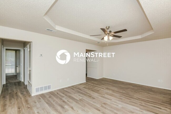 Foto del edificio - 3 Bedroom Pet-Friendly Home in ALVARADO, TX with Main Street Renewal