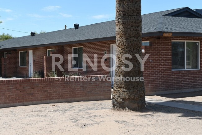 Building Photo - 3836 N 15th Ave
