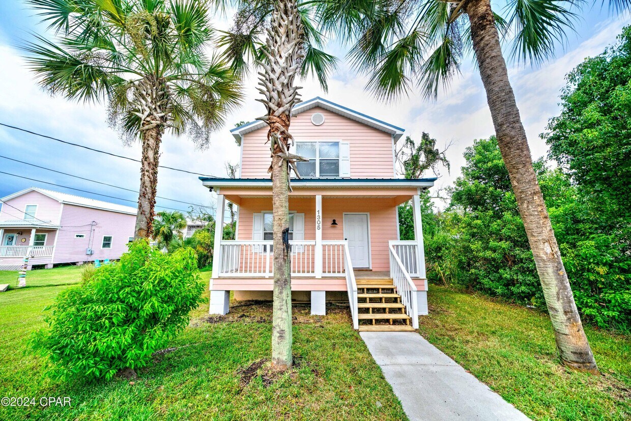 Foto principal - 1305 Calhoun Ave