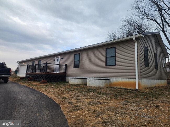 Foto del edificio - 235 Hickory Ln