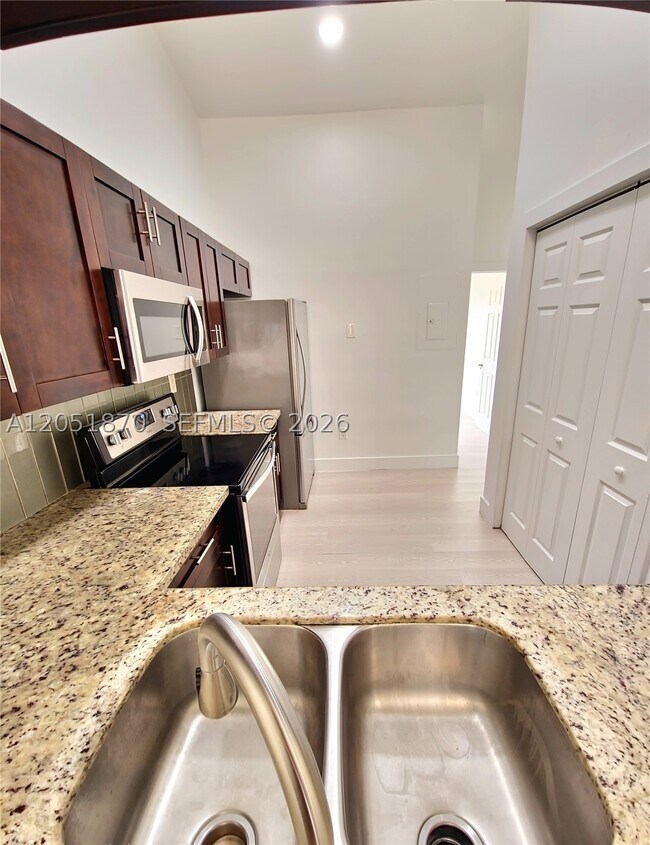 Foto del edificio - 14702 SW 63rd Ln